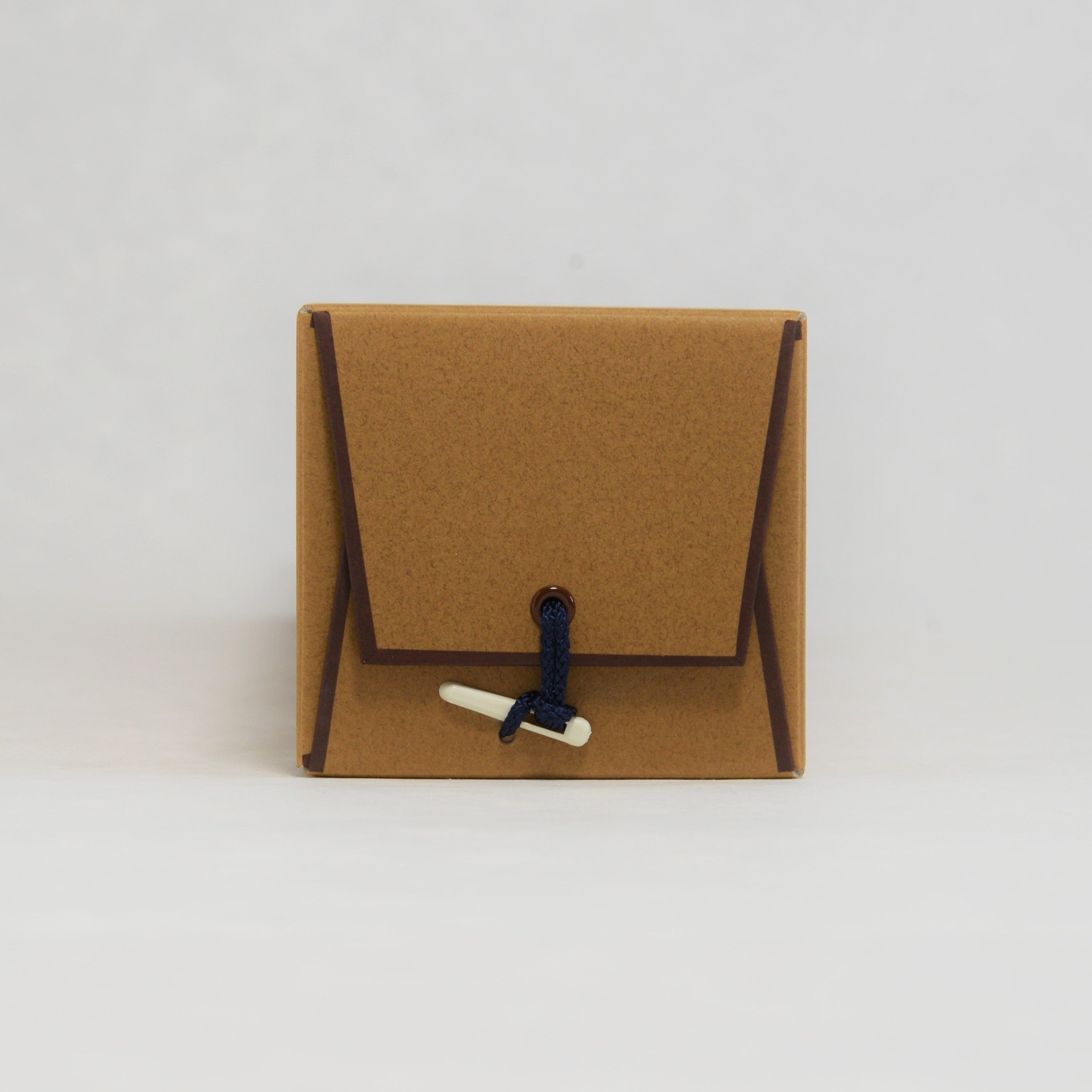 掛軸箱・タトウ箱 – Maruta Store